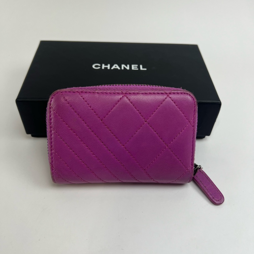 Chanel Fuchsia Zippy Wallet - Picture 3 of 10